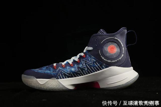 双鞋|不要因为它小众就忽视它!这双鞋堪称2020实战鞋的黑马