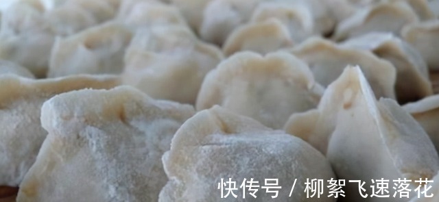 饺子包好放冰箱，容易开裂还粘连怎么办教你妙招！放多久都没事！