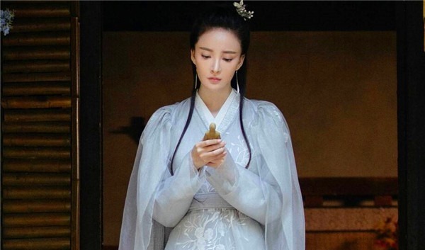 姬蘅坑爹界的扛把子,凭一己之力毁了父亲