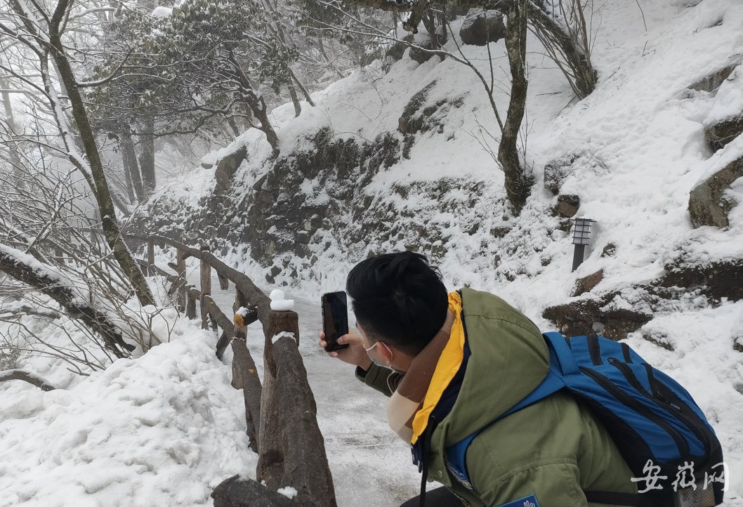 云海|雪后初晴 黄山之巅处处欢声笑语