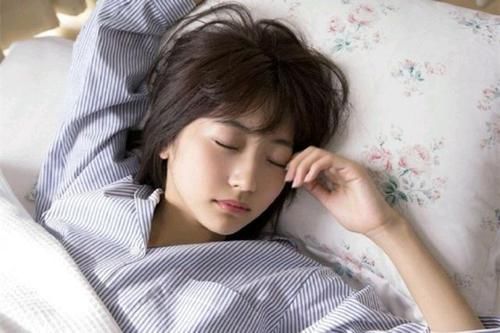 要想健康长寿，人到中年后，坚持做到三个不，多做三事，有利长寿