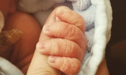 内森|侏儒夫妻生下二宝,这段爱情童话证明:世界没有矮人这一说法