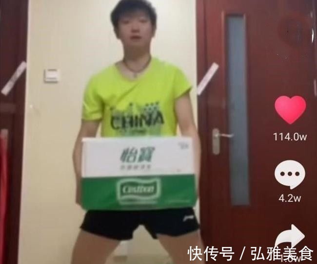 伊藤|陈梦腹肌抢眼,谁注意到莎莎的胳膊,这或许就是伊藤被打哭的原因