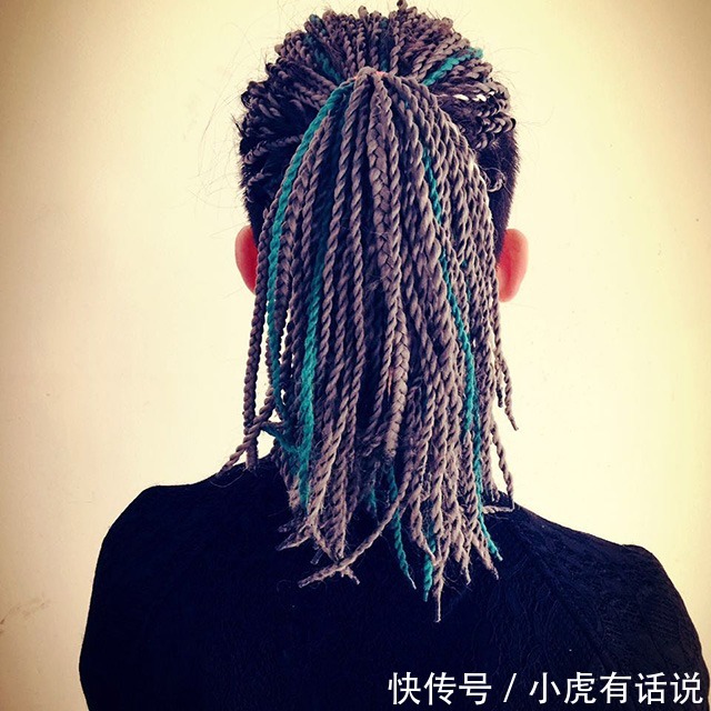 logo 177根脏辫要5300元?30块钱一根,5个人编了3小时,真的贵吗?