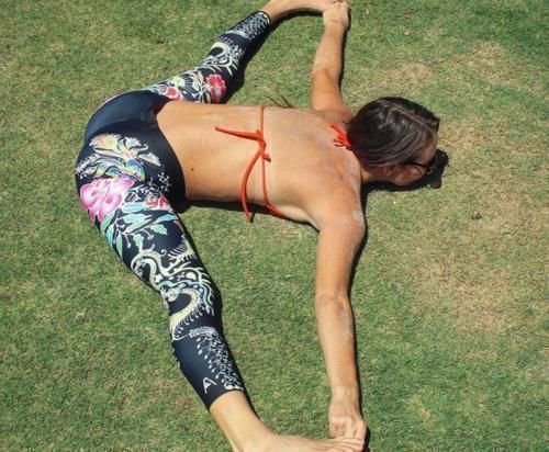 柔软度|练瑜伽需要不懈的坚持不妨试试这些体式，打好基础才能更进一步