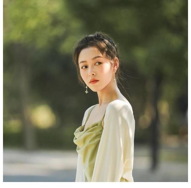 《半熟恋人》开播,恋爱对象年纪集体上调,变30岁姐姐的真香现场