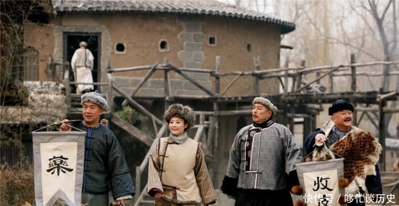 柱子|清朝第一贪官,抄家时却家徒四壁,皇帝下令:拿把锤子把柱子凿开