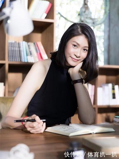 赛场|中国女排赵蕊蕊:28岁退役,曾被董卿催婚,如今41岁仍独守空闺