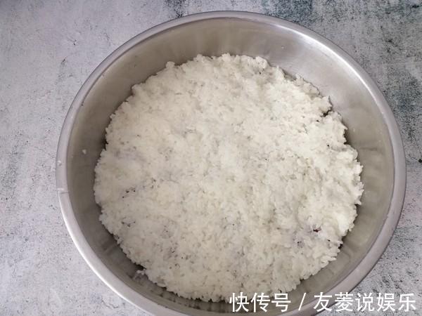 儿子经常点名要吃这个早餐，蒸锅1小时就能好，不仅解馋还顶饱