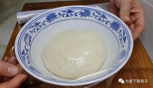 蒸发馒头时，切记不要直接加酵母，掌握正确做法，我家一周吃五次