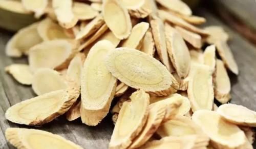 补气|黄芪和西洋参,哪个补气效果好?看完你就有数了