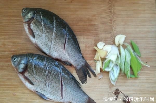鱼腥的天敌被发现,做鱼的时候一定加它,鱼肉鲜嫩无腥味!