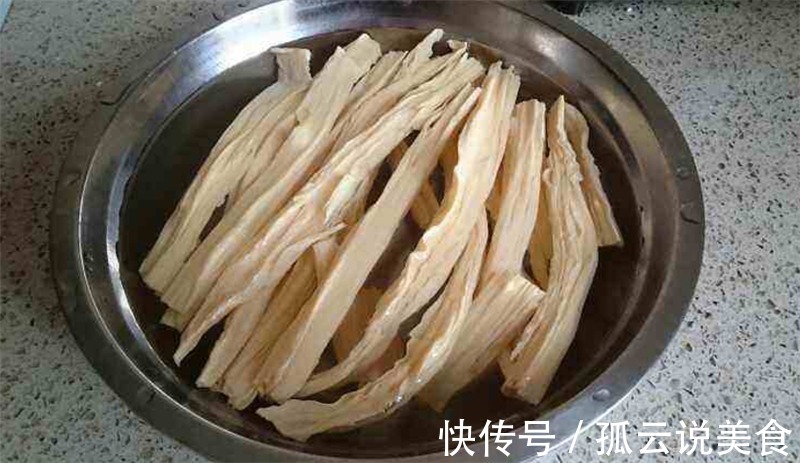 五花肉和它搭配，酥香柔嫩，下饭一盘都不够！