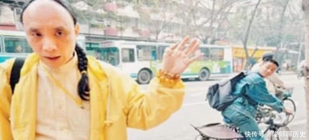 火车站|皇族多尔衮后代，以为能享受特权，遭拒后闹火车站：你们都是奴隶！