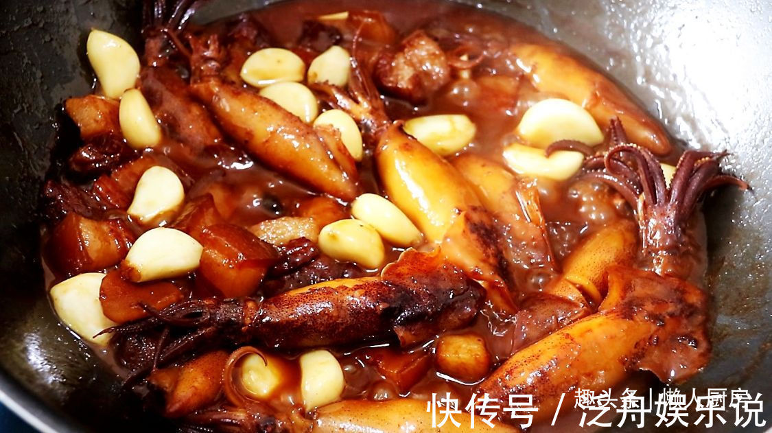 五花肉|红烧肉有人过油有人过水，大厨教您正确做法，肥而不腻香甜弹牙