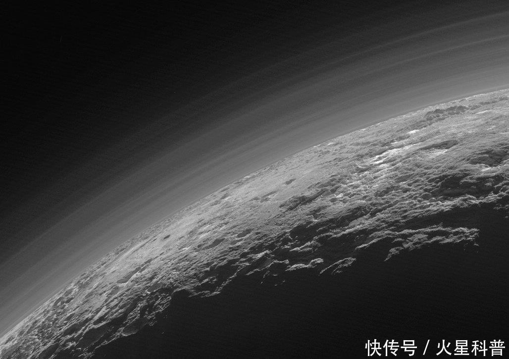 冥王星 被踢出太阳系九大行星的冥王星有多“可怕”