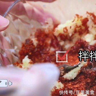 微波炉|健康的烤全鸡自己做！超简单哒！一口下肚，唇齿留香