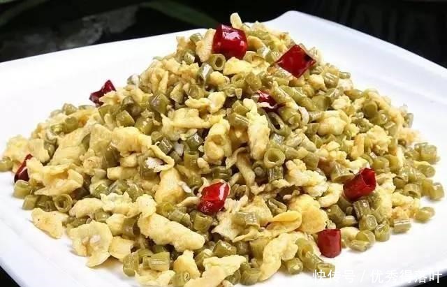 冬天,鸡蛋和它是绝配,简单炒一炒,美味下饭,老人小孩都爱吃