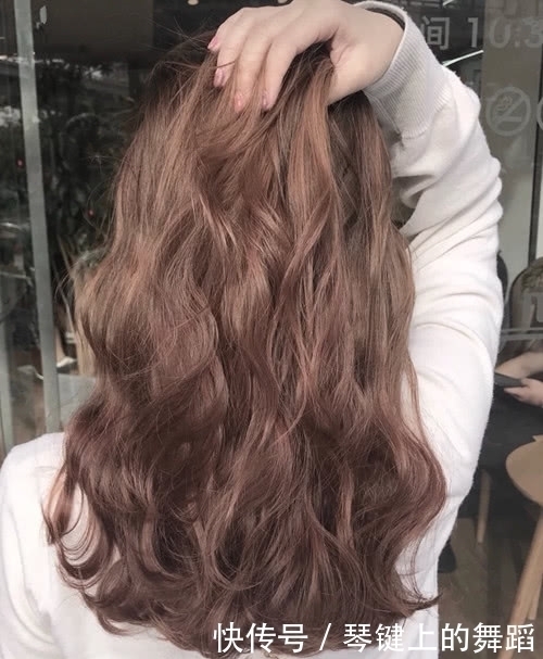 卷发|大圆脸、方脸女生福音!几款时髦发型了解下,显瘦可不止一点