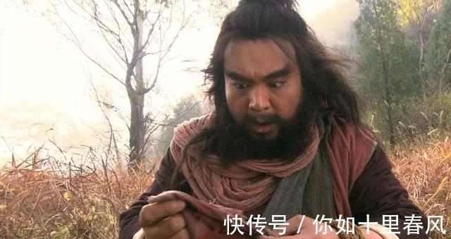 众人$李逵母亲被恶虎所吃,为什么宋江等人不仅不安慰,反而个个大笑?