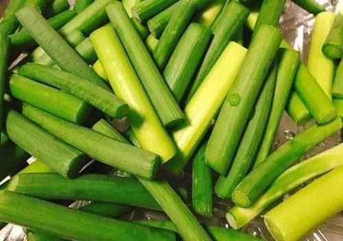 女性到了中年，推荐3种食物，排毒消脂，疏通血管，滋补身体