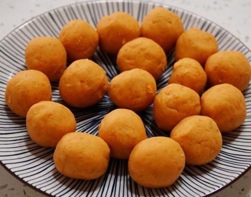 不用蒸不用烤,自从学会红薯这种做法,我家红薯每年能吃上百斤