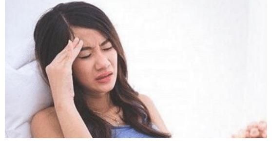 两个女人|为什么两个女人一起怀孕，有的孕吐有的却没事？和胎儿发育有关