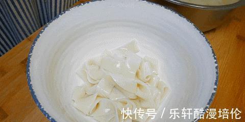 小葱|想吃凉面不用上外面买,这样做简单更好吃,比叫外卖还要快