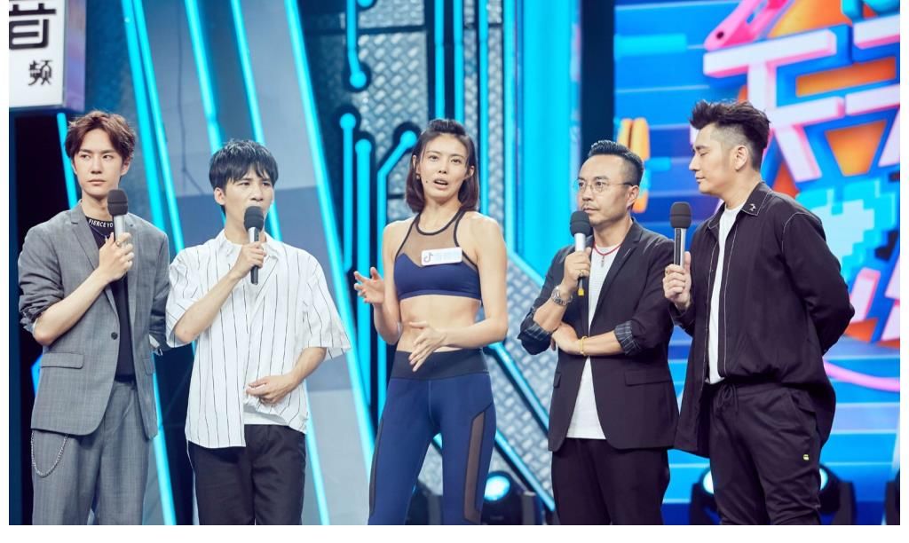 田源|芒果台经历暴风雨洗礼，汪涵、何炅能否扛起大旗？