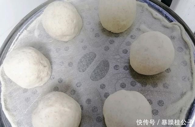 在家|豆沙包别再去外面买了,在家做简单好吃,我家1周吃2次