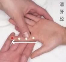 小儿抽动症|祛痰湿、滋阴津、平肝风、护情志，做好这4点治好抽动症