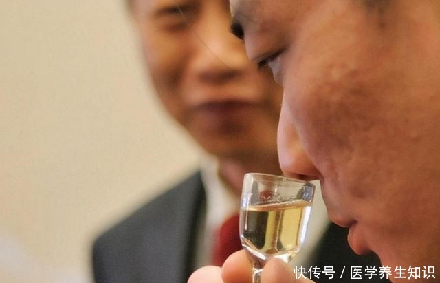 你不奇怪吗山东2种“尴尬酒”不温不火,当地领导都在喝