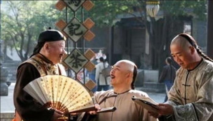 纪晓岚#乾隆出一上联：一来二往三杯不醉，下联太狂完全不给皇帝面子！