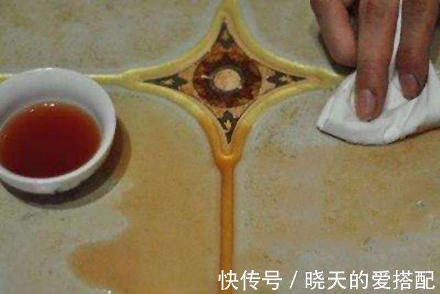 瓷砖|别再用“假的”美缝剂了,我家不到半年都发黑了