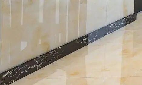 铝合金|都2021年了,你家还在用瓷砖踢脚线?答应我,请把它换了吧!