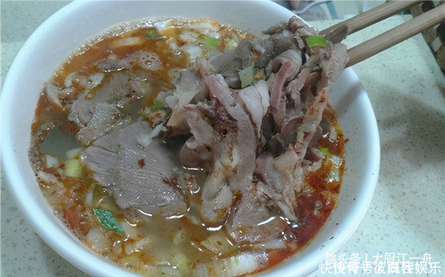 丁香|煮羊肉时，讲究“3放1不放”，不少人搞错了，难怪羊肉膻味大