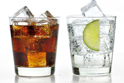 碳酸饮料|男性“绝精期”,会出现在多大年纪今天来科普一下