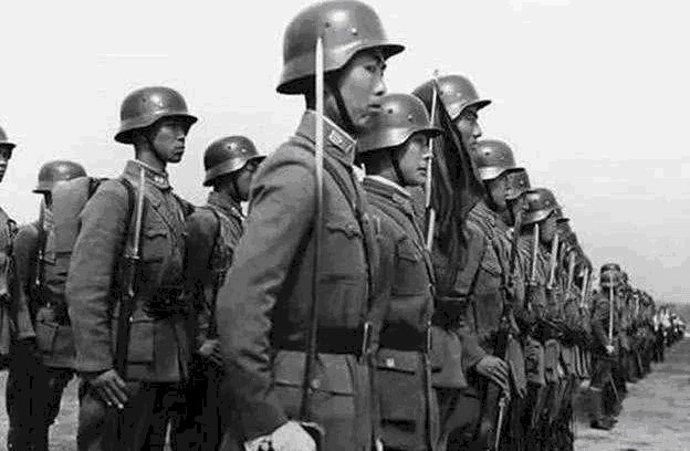 中国|二战日军看到戴这种帽子的中国军队,就立马投降准备挨打,这是为何?