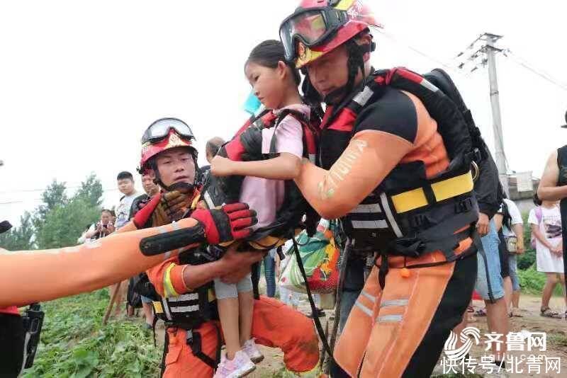 泰安|连续奋战！山东增援队转移疏散受灾群众千余人