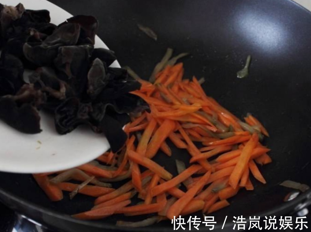 下酒菜|一道下酒菜,女性也要经常吃,面色红润,一斤吃三顿,超实惠!