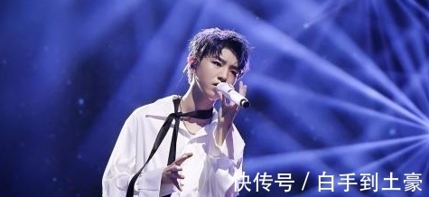 跨年演唱会|王俊凯上《快乐大本营》,面对何炅的“调侃”,两句话把何炅气笑