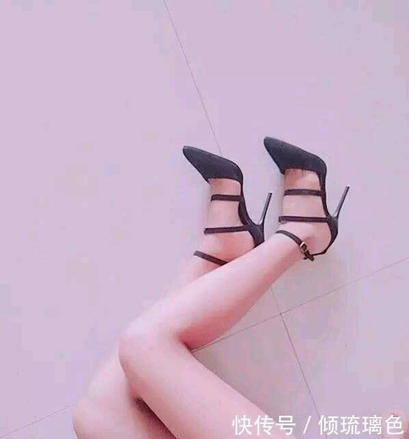 高跟鞋|个性的细跟单鞋更具潮流气息融入，带给你不一样的时尚体验