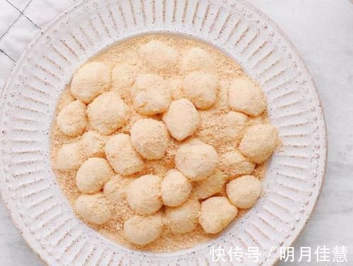 糯米|糯米糍粑不用买，一斤糯米粉做一盘，随取随吃特方便，日常小零食
