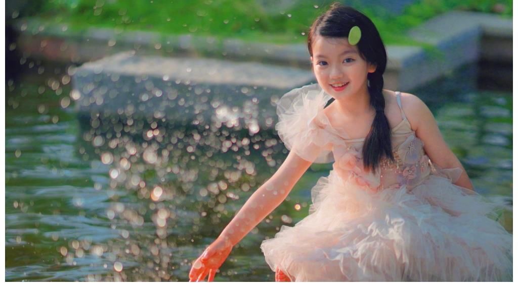 面对镜头|9岁阿拉蕾近照认不出,时隔3年骑董力脖子,董力:你长大了,我也老了