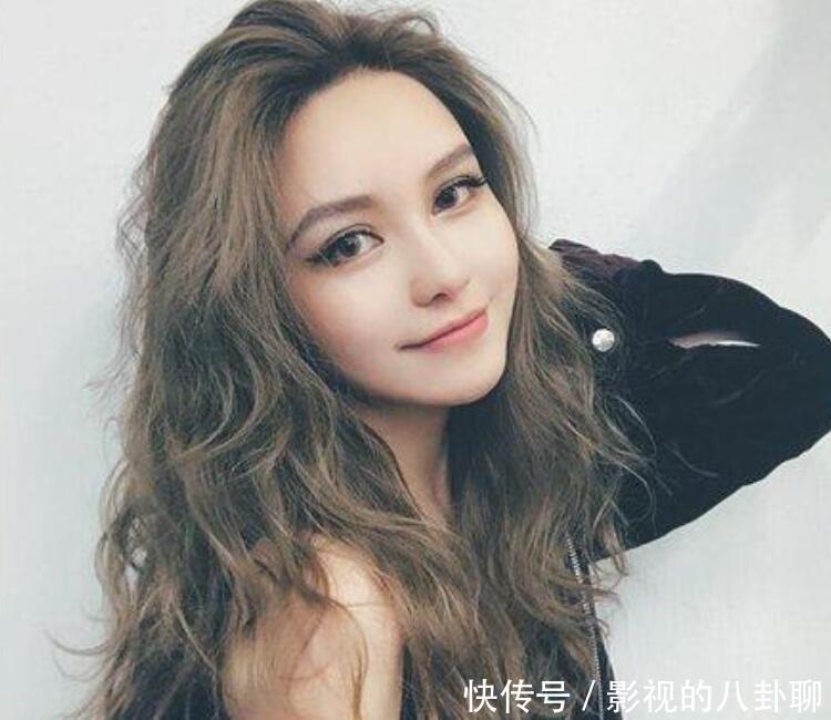 圆脸|别再披头散发了,这有10款适合圆脸的中卷发型,可甜可盐