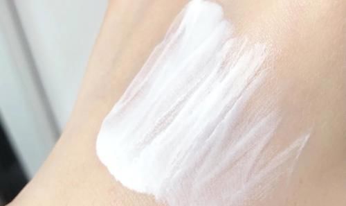 想让皮肤底子变好，建议做好3个护肤方法，很基础但容易被忽略