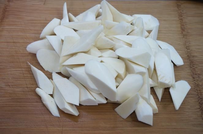 这菜比肉还贵,常吃补钙、强筋骨,就算家里再穷也要常给孩子吃