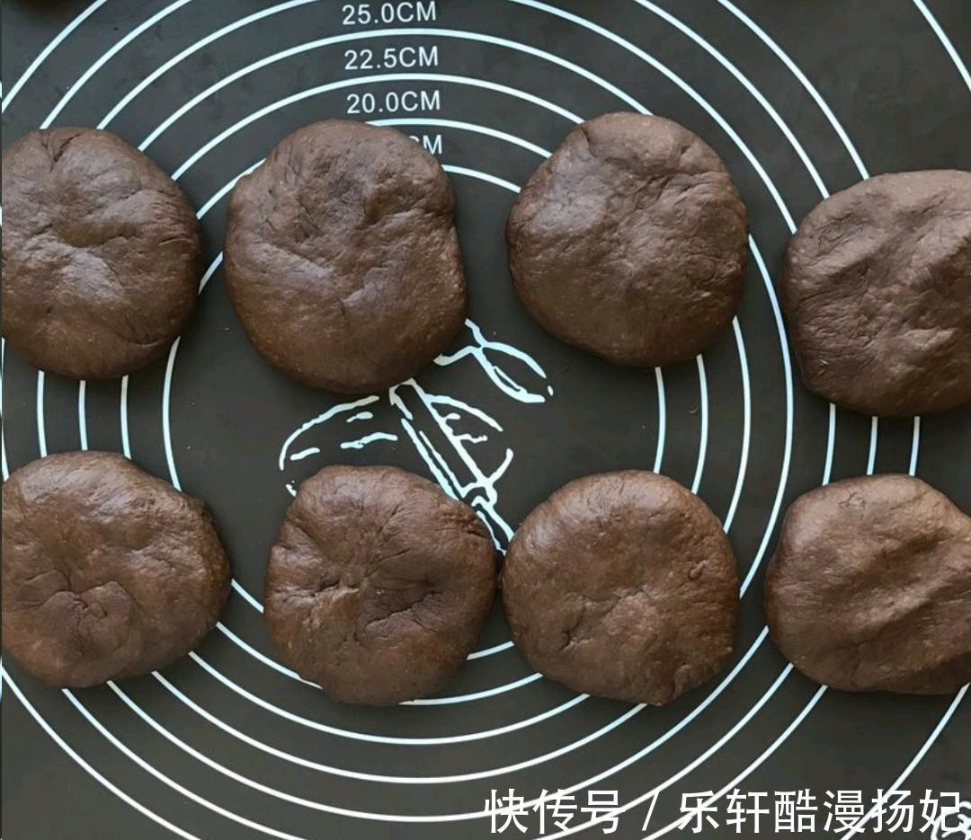 高筋面粉|奈雪家的嘟嘟包，也可以在家制作了！可可麻薯软欧包！