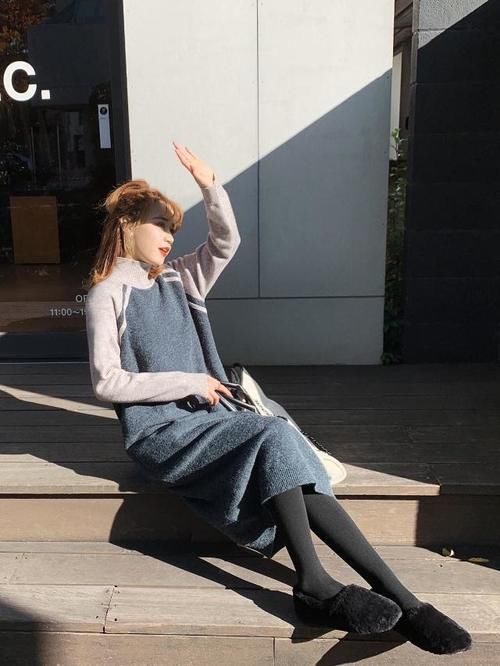 休闲范毛衣裙，这样穿既时尚减龄，又显高显瘦！