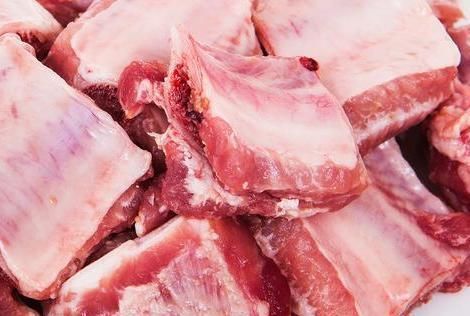 买排骨,选肉多的还是肉少的?老屠夫:不重要,看准3点就够了